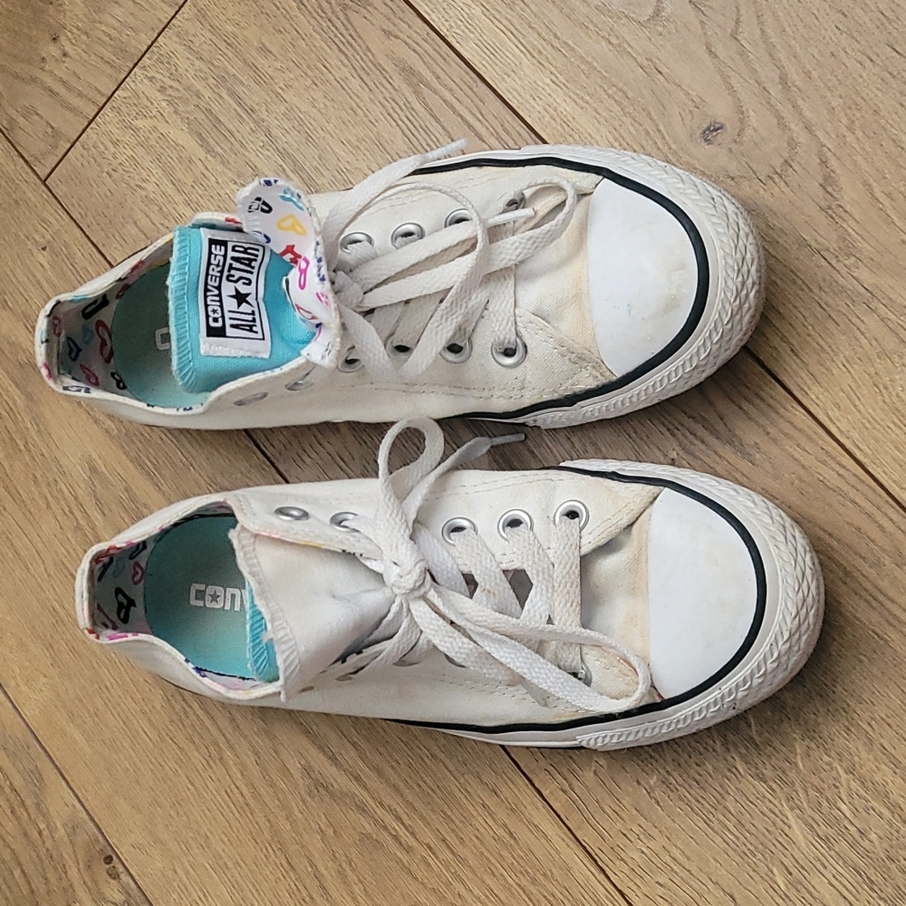 Converse Chuck Taylors Heart Print Double Tongue White Canvas Sneakers Size 7